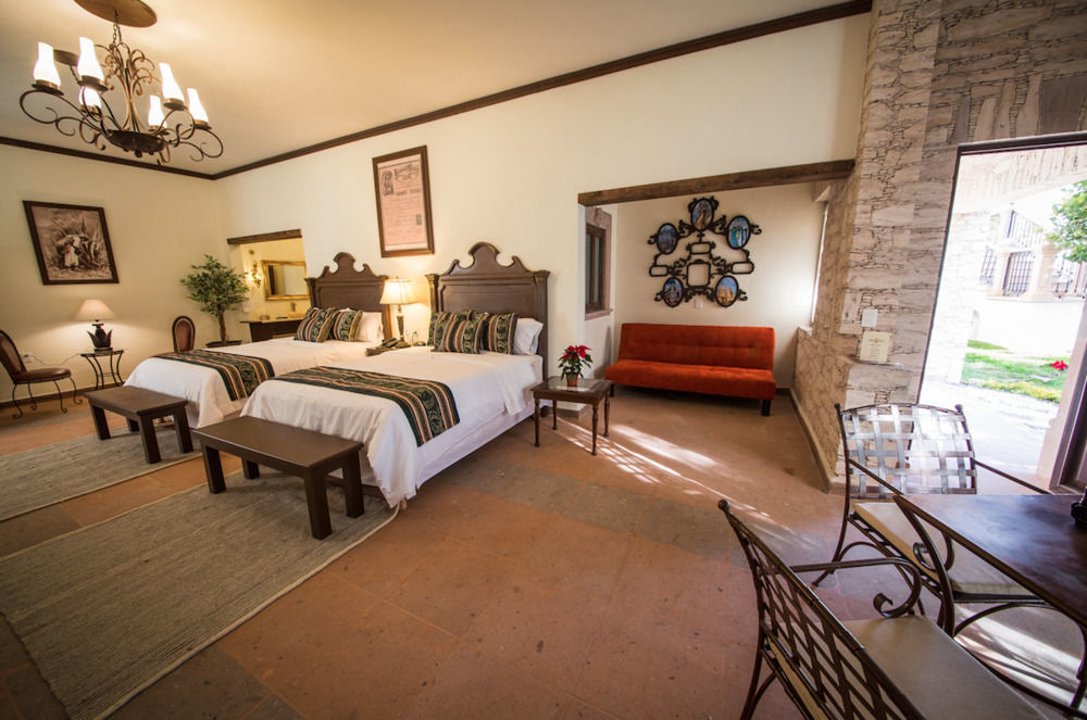 Hotel La Casona Minera Pozos (Guanajuato)