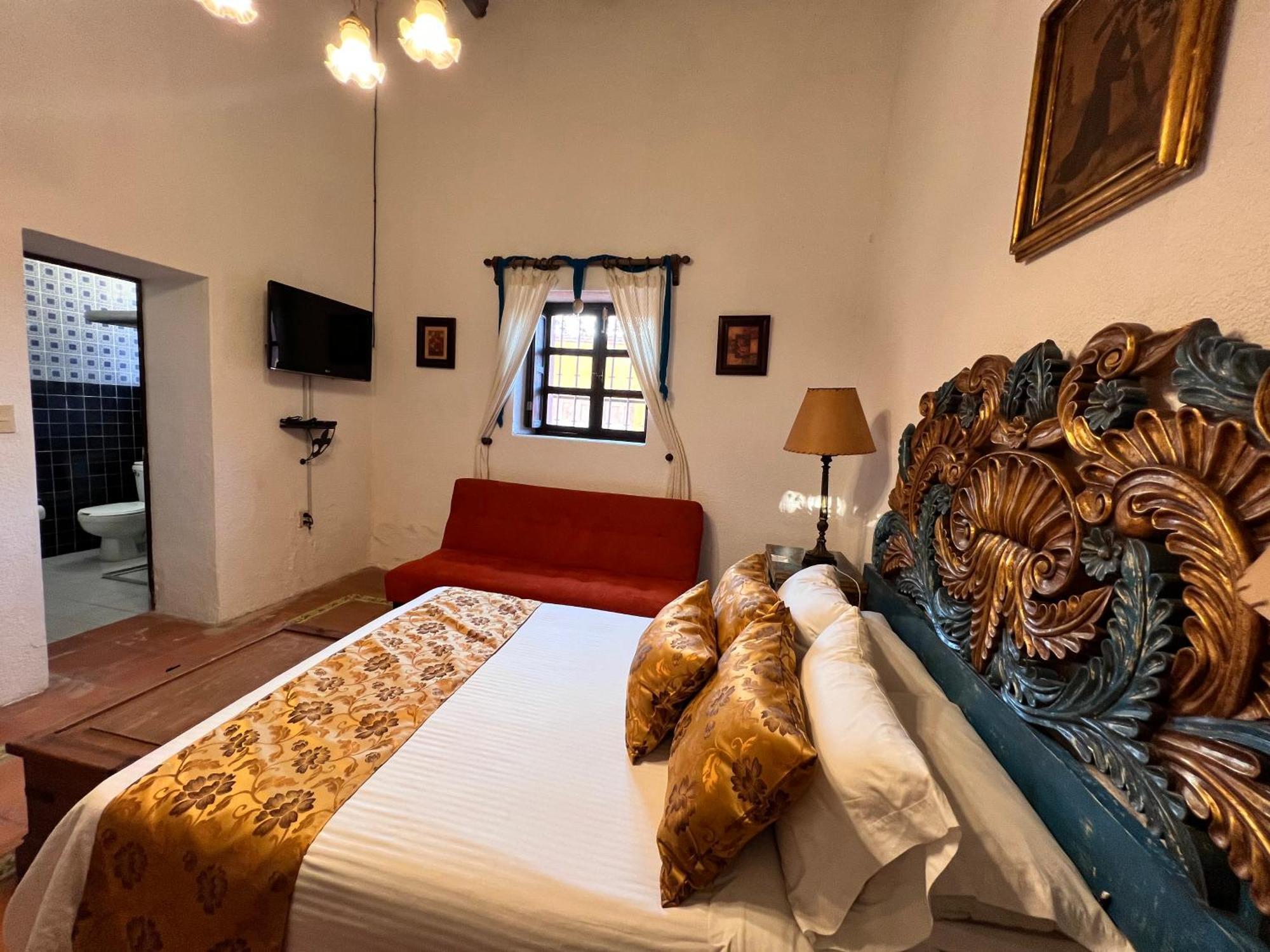 Hotel La Casona Minera Pozos (Guanajuato)